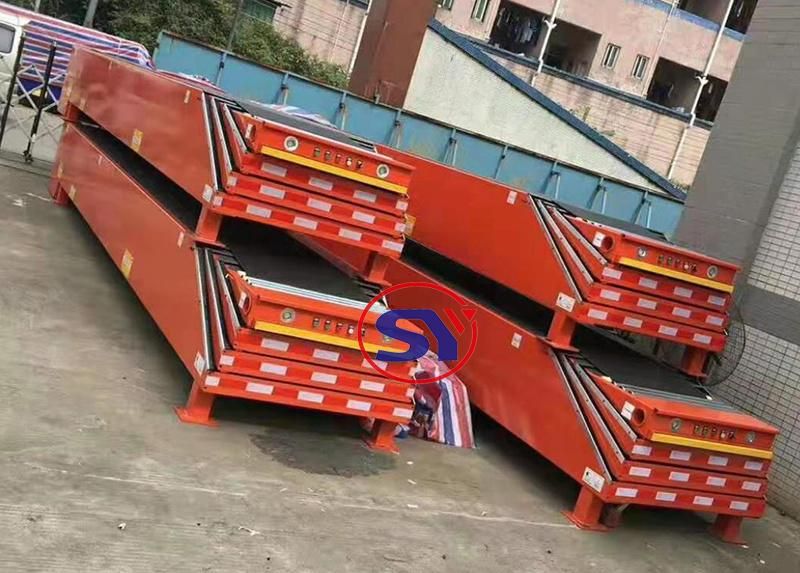 Companding Extending Telescopic Belt Conveyor Price for 20′ 40′ Container Loading Unloading