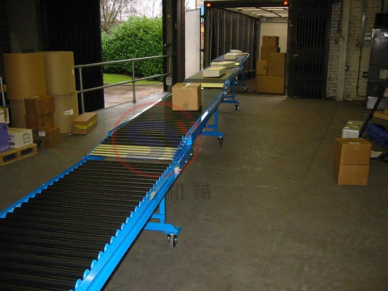 Finish Product Carton Box Pallets Conveying System Telescopic Roller Conveyor