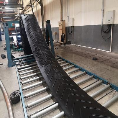 Black Cleated Corrugated Fabric Rubber Chevron Conveyor Belt for Heavy Duty Industries Quarry Stone Crusher