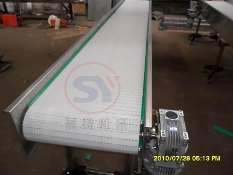 Stainless Steel Incling Chain Plate Conveyor Goods Transport and Discharge