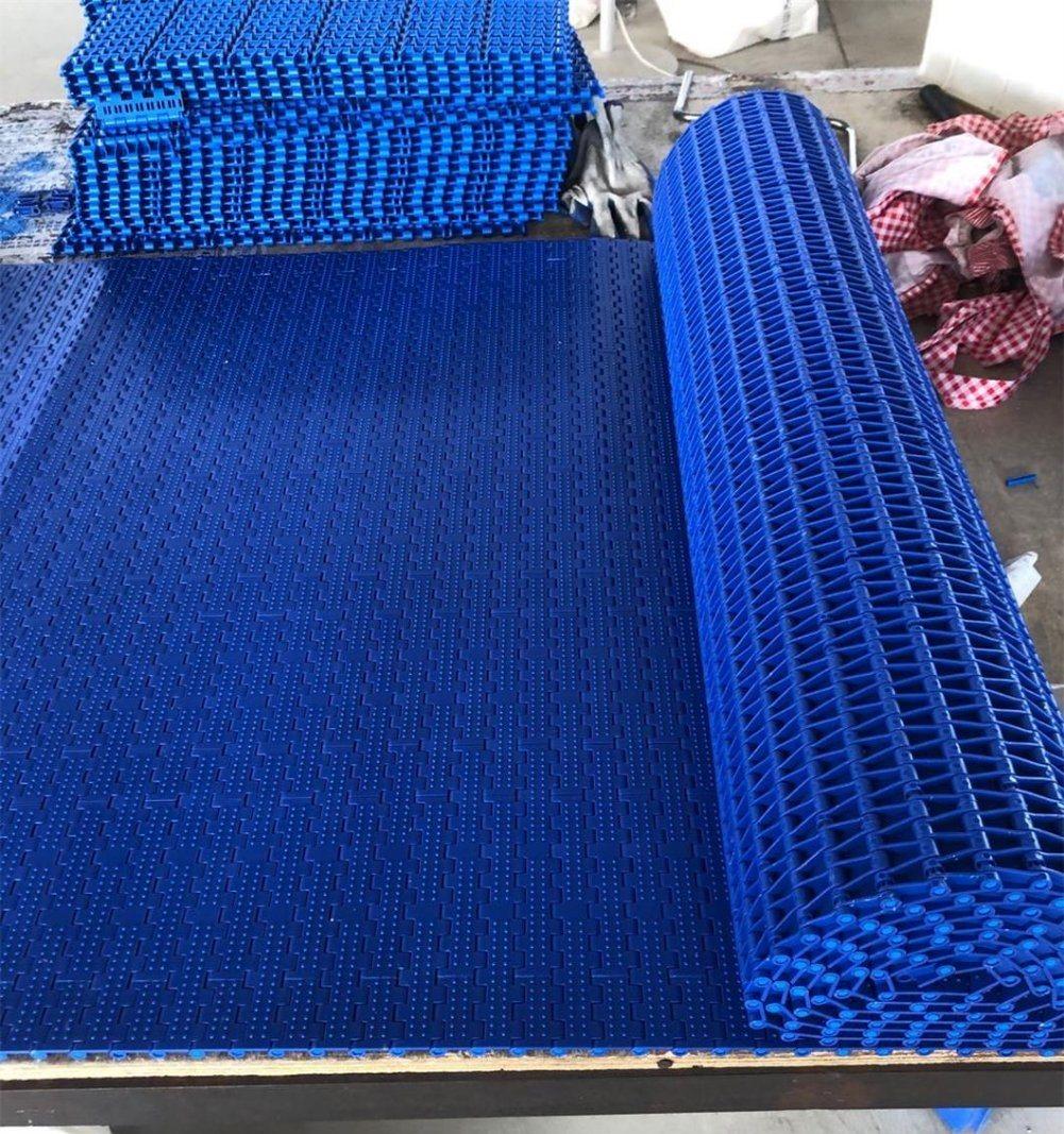 5935 Series Flat Top Plastic Mesh Belt with Cleats