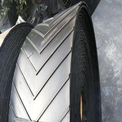 Multi-Ply Rubber Chevron Conveyor Belts with Vulcanized Cleats