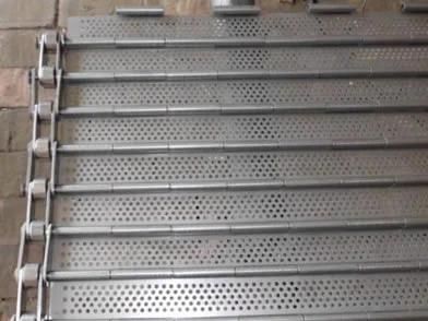 Made in China Perforated Metal Plate Conveyor Belt