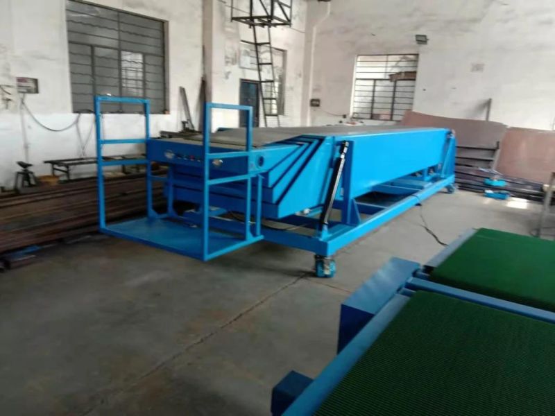 Section 4 Telescopic Belt Conveyor with The Platform