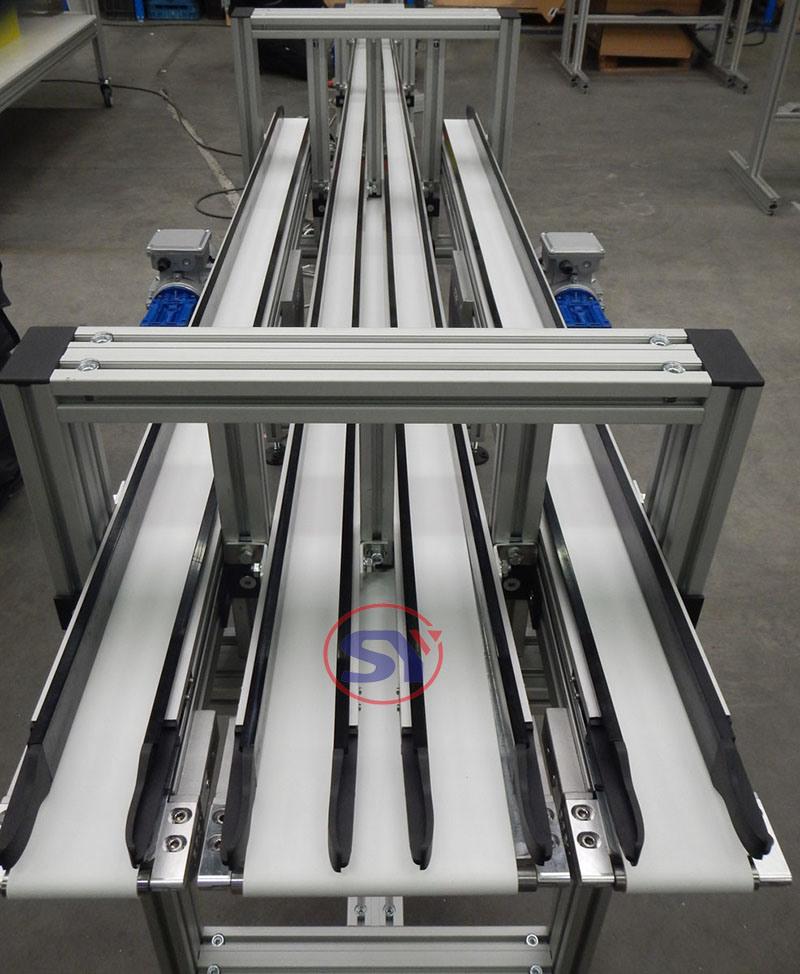 Easy Cleaning Food Conveyor Belt Machinery for Four Bag Transport