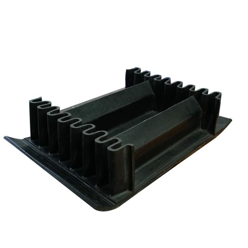 High Angle Inclination Downward Rubber Belt Conveyor with Sidewall