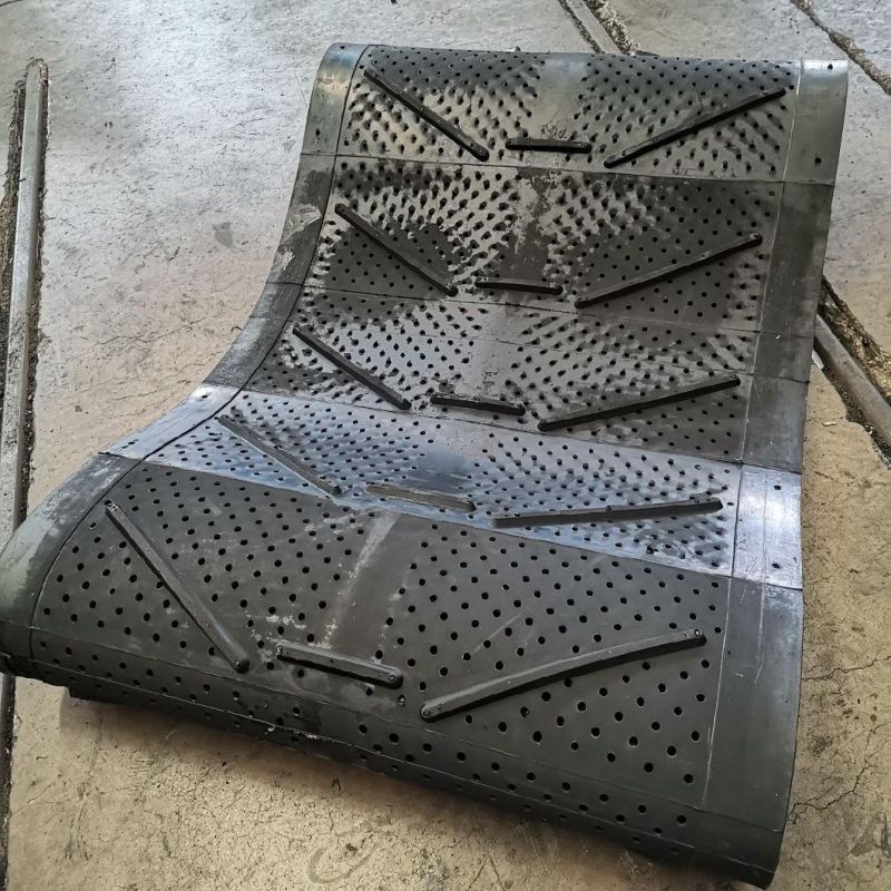 Black Rubber Conveyor Belt Crawler Belt with Holes