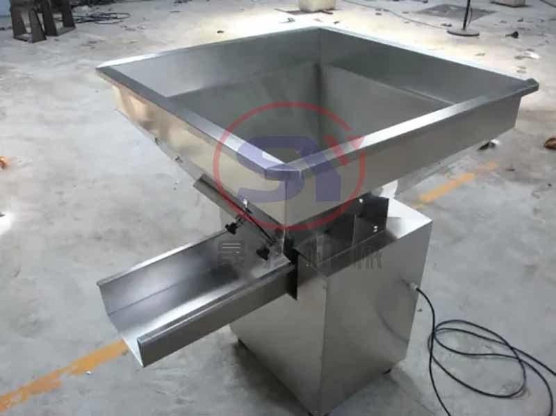 Factory Price Stainless Steel Vibrating Feeder Machine for Powder&Granule Material for Sale