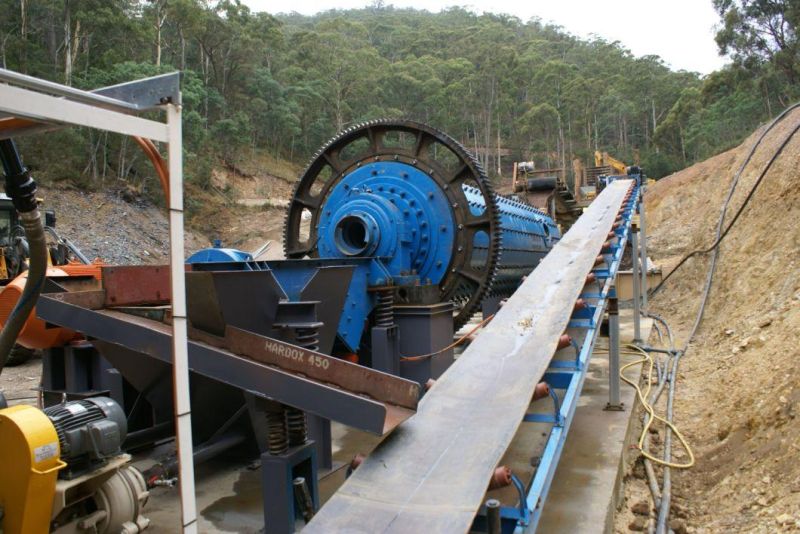 Large Conveying Capacity Rubber Belt Conveyor, Mining Conveying Equipment