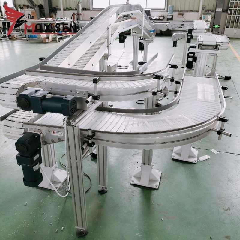 China Cuved Flexible Chain Plastic Conveyor for Bottles Cans Transportation