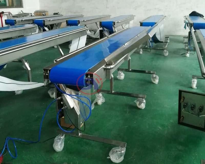 Good Hygiene Food Grade Blue PU Steel Belt Conveyor for Conveying Chocolate Biscuits Waffels