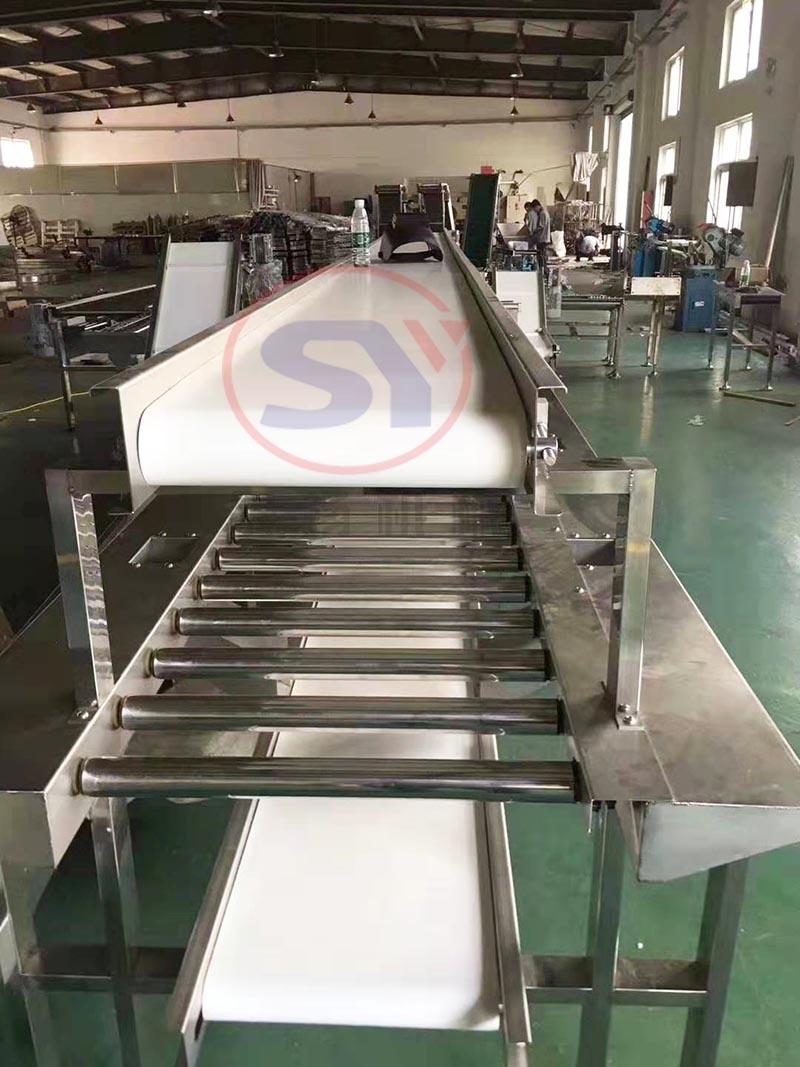 Industrial Cake Candy Automation PVC PU Rubber Timing Belt Turning Conveyor Machine