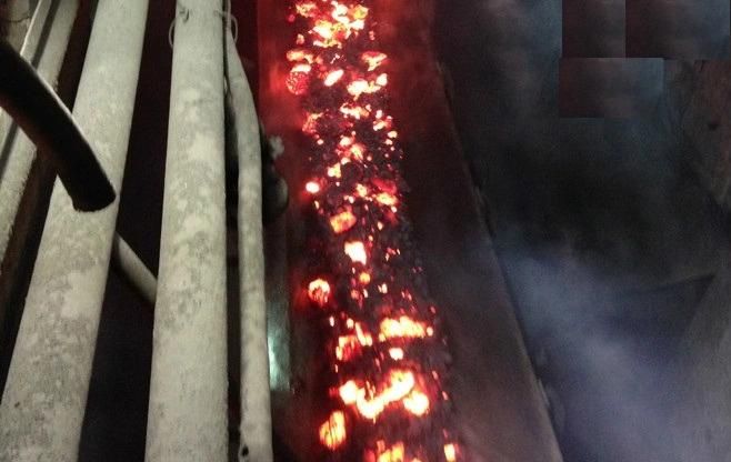 Burning Through Resistant Ep Fabric Rubber Conveyor Belt 180 Centigrade