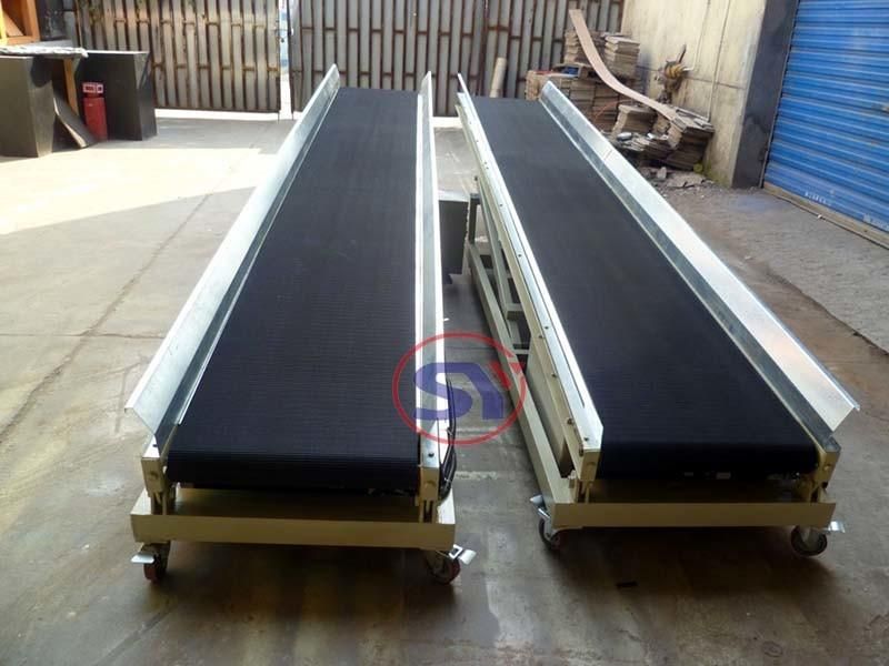 180 Degree Turning Belt Conveyor for Automobiles Parts with Electronic Panel