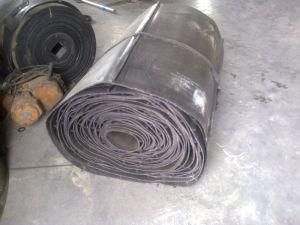 China Multi-Ply Polyester Rubber Conveyor Belt with Good Quality