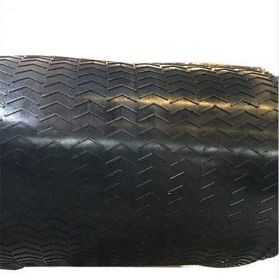 6mm-25mm Height Anti Slip Cleated V Type Chevron Patterned Conveyor Belt